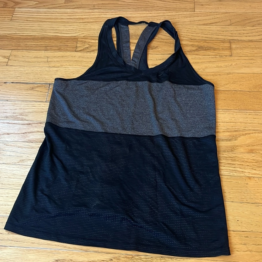 Lululemon black tank top